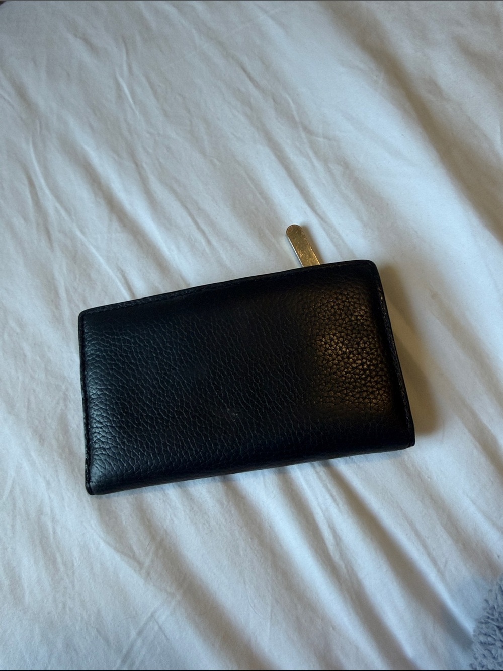 kate spade black pebble leather zip wallet with gold zipper pull - Picture 2 of 4
